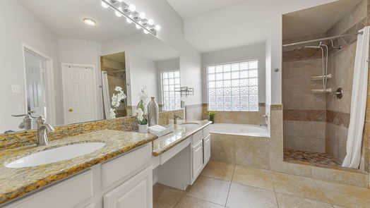 Pearland 2-story, 6-bed 3721 Pinehurst Drive-idx