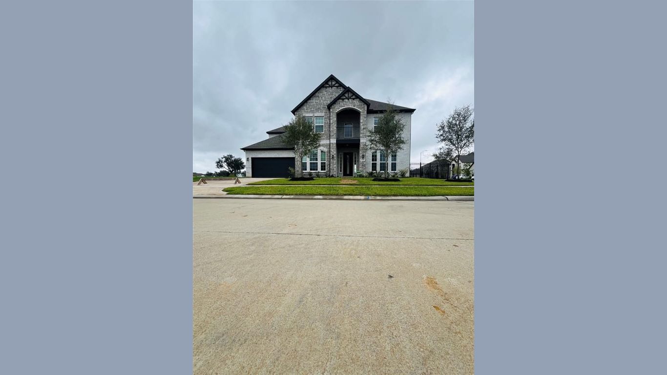 Cypress 2-story, 5-bed 8406 Crab Blossom Drive-idx