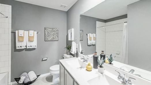 Hitchcock 2-story, 4-bed 7523 Parkview Drive-idx