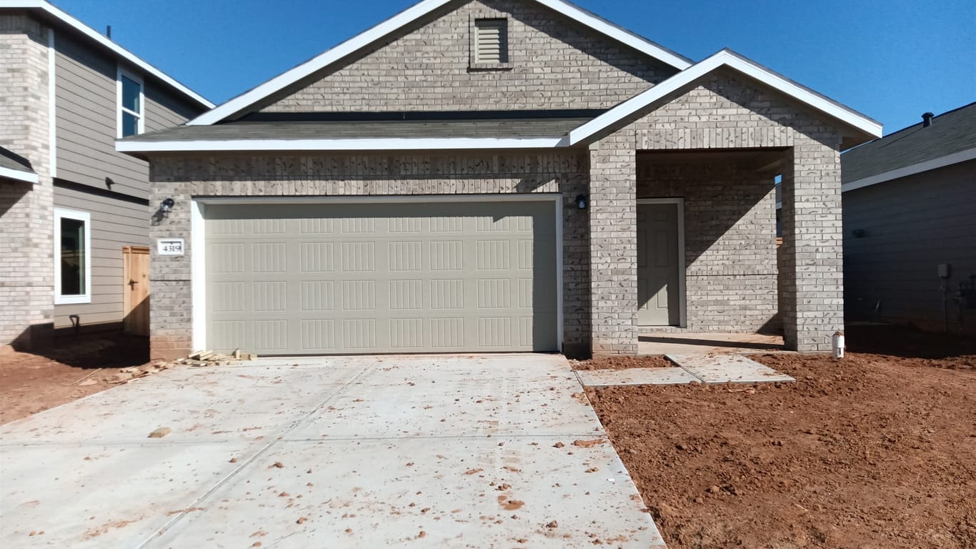 Pinehurst 1-story, 3-bed 4319 Maple Root Lane-idx