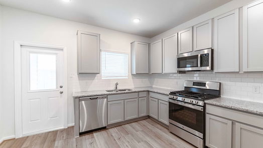 Texas City null-story, 3-bed 13020 Sapphire Lake Lane-idx