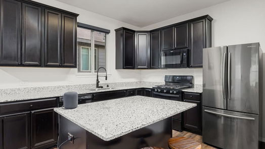 Conroe 1-story, 3-bed 4198 Hidden Timbers Lane-idx