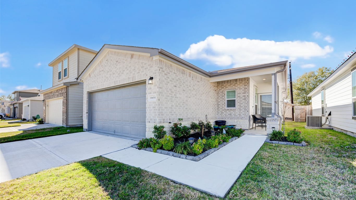 Houston 1-story, 3-bed 10654 Cashew Run Lane-idx