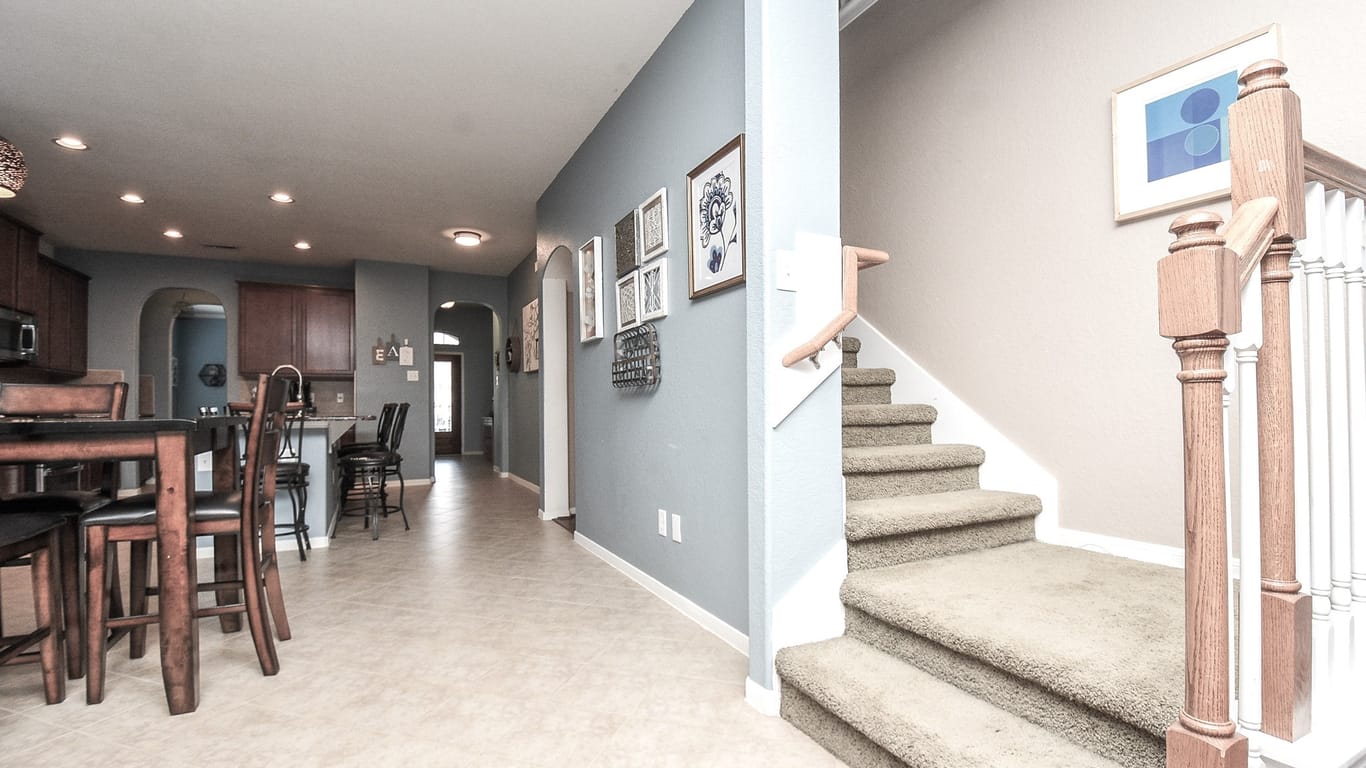Humble 2-story, 3-bed 14818 Keely Woods Court-idx