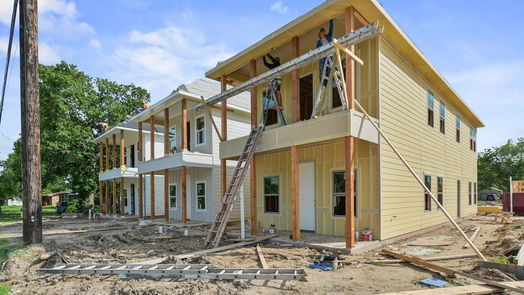 Bryan 2-story, 3-bed 307 Edge Street-idx