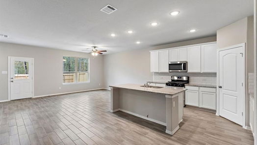 Conroe 1-story, 3-bed 9563 Caney Trails Road-idx