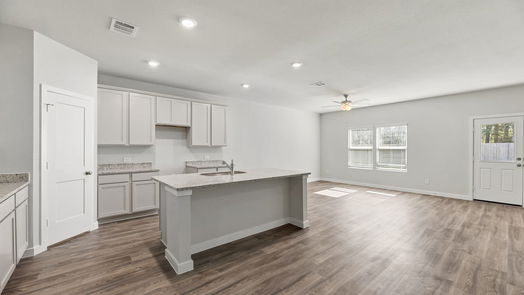 Conroe 1-story, 3-bed 16998 Hazelnut Drive-idx