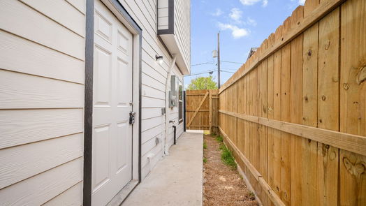 Houston 3-story, 3-bed 10004 Haddick Street-idx