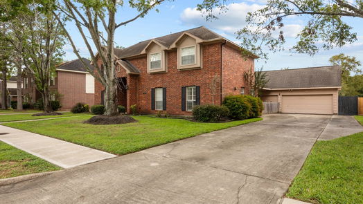 Pearland 2-story, 4-bed 1410 Long View Drive-idx