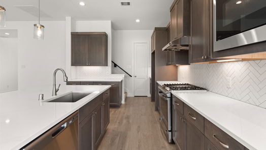 Conroe 15-story, 4-bed 15516 Leopard Lily Lane-idx