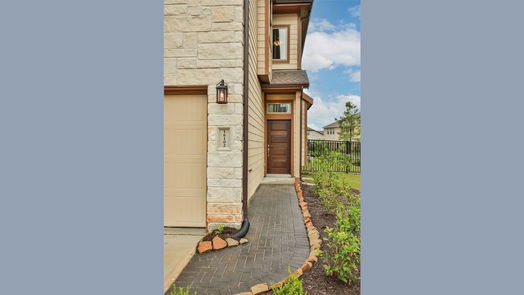 Cypress 2-story, 3-bed 16102 Northern Cardinal Lane-idx