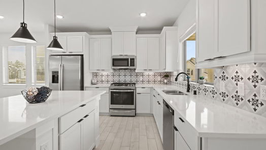 Humble 3-story, 3-bed 11823 California Sister Drive-idx