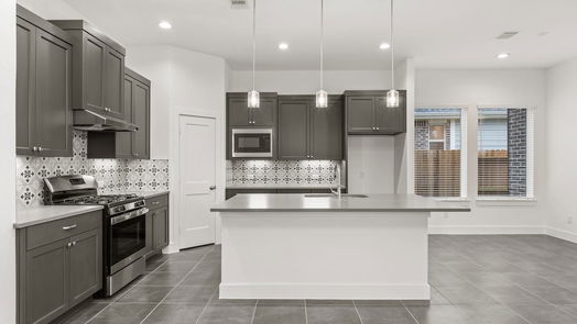 Mont Belvieu 2-story, 4-bed 12104 Shoal Court-idx