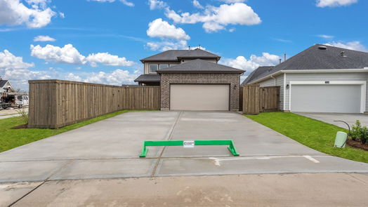 Mont Belvieu 2-story, 4-bed 12104 Shoal Court-idx