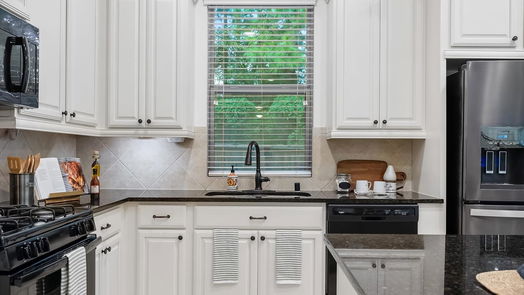 Montgomery 2-story, 3-bed 186 Cheswood Forest Drive-idx