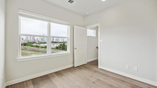Houston 3-story, 3-bed 3017 Hicks Street-idx