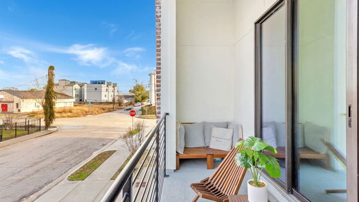 Houston 3-story, 3-bed 2114 Stuart Street-idx