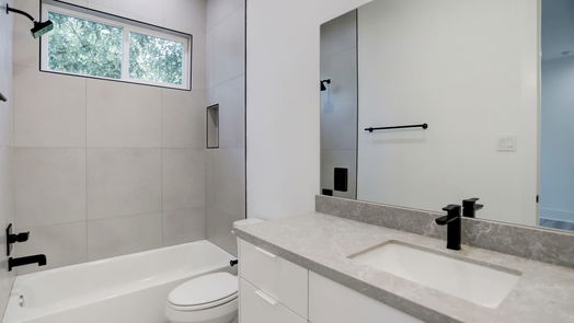Houston 3-story, 3-bed 1710 Jacquelyn Springs Lane-idx