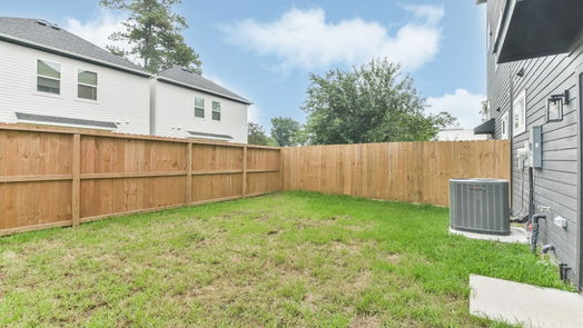 Houston 3-story, 3-bed 4820 Pinemont Drive A-idx