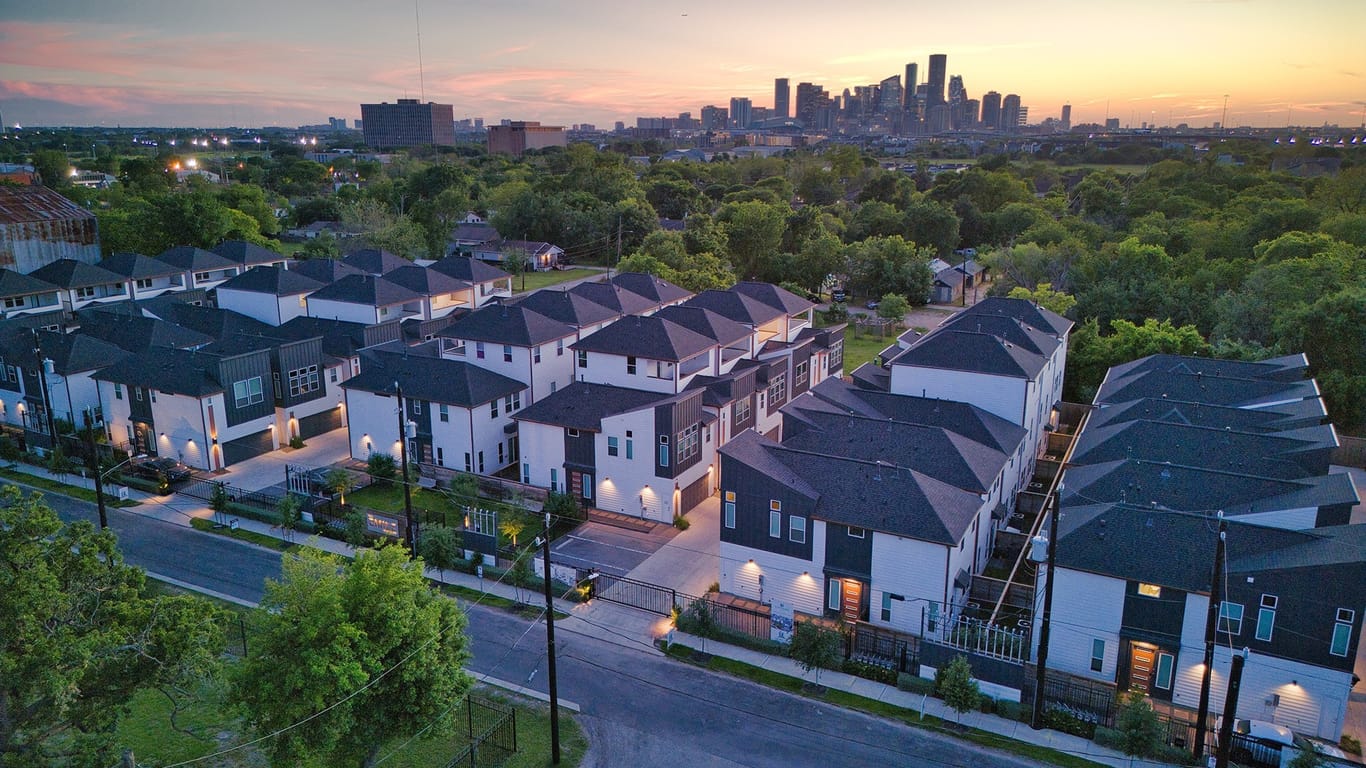 Houston 3-story, 3-bed 711 N Emile Street A-idx