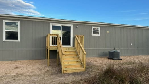 La Grange 1-story, 4-bed 822 E Fannin Street-idx