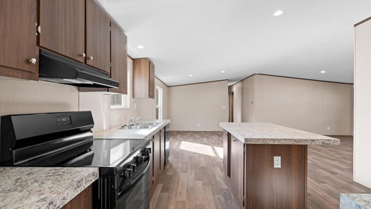 Montgomery null-story, 5-bed 15633 Oak Drive-idx