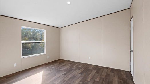 Montgomery null-story, 5-bed 15633 Oak Drive-idx