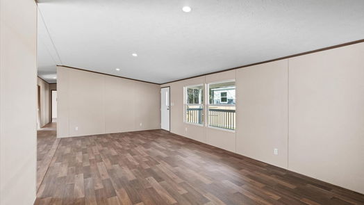 Montgomery null-story, 5-bed 15633 Oak Drive-idx
