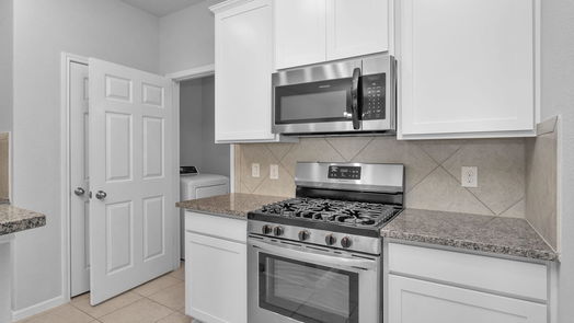 Conroe 2-story, 3-bed 132 Camelot Place Court-idx