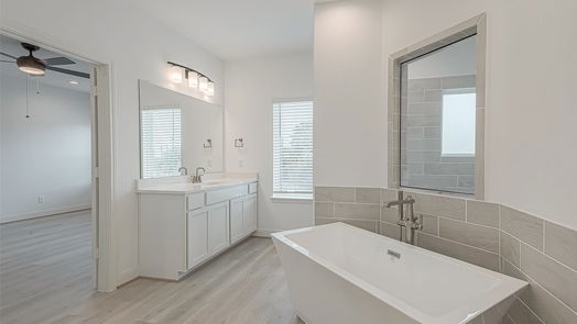 Houston 3-story, 3-bed 8902 Covenant Place-idx