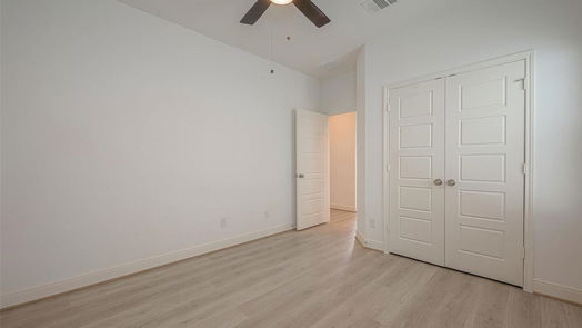 Houston 3-story, 3-bed 8906 Covenant Place-idx