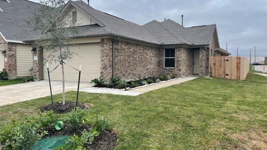 Houston 1-story, 3-bed 12375 Summerbrook Drive-idx
