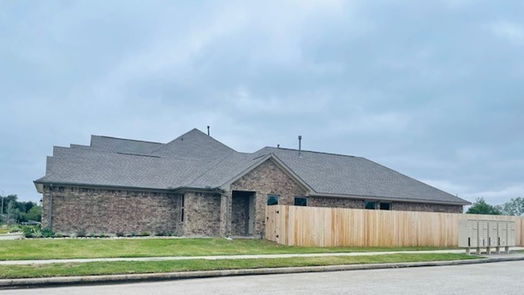 Houston 1-story, 3-bed 12375 Summerbrook Drive-idx
