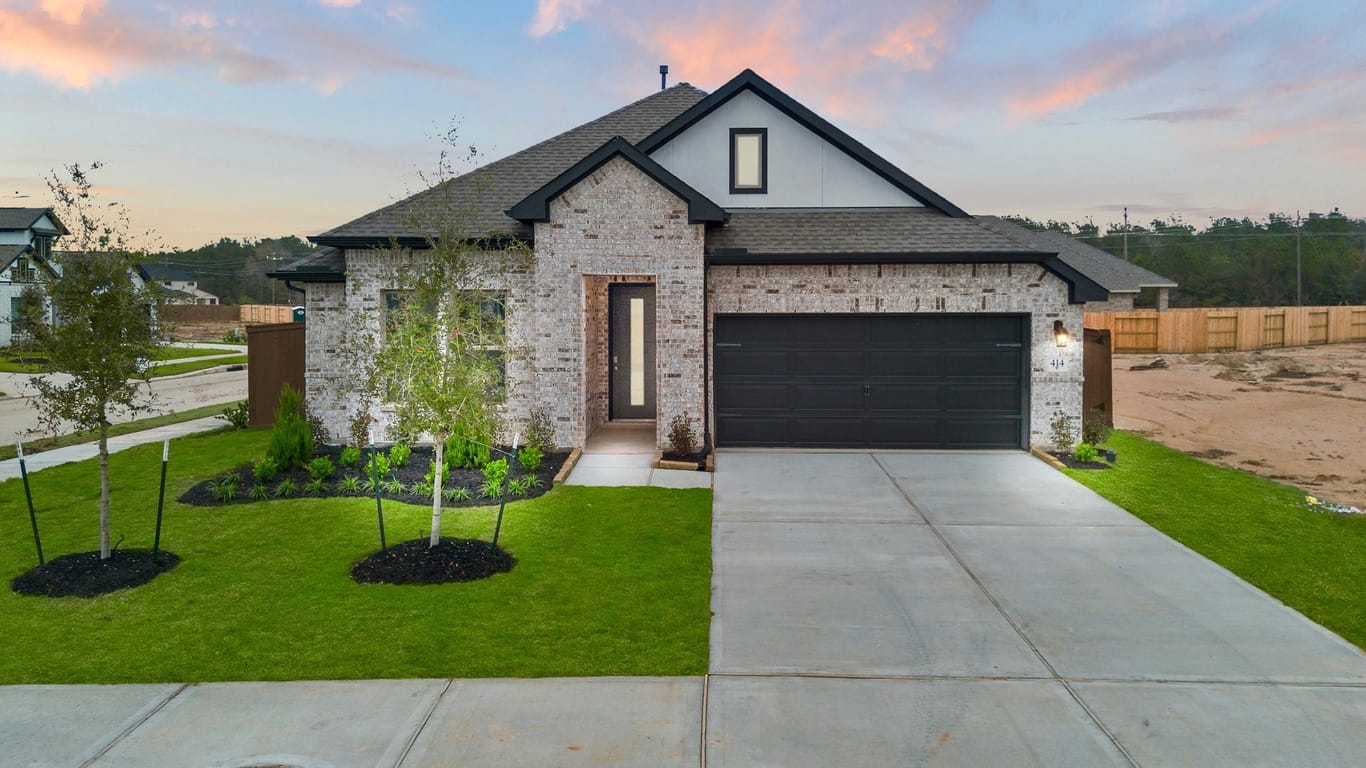 New Caney 1-story, 4-bed 414 Hillview Nature Drive-idx