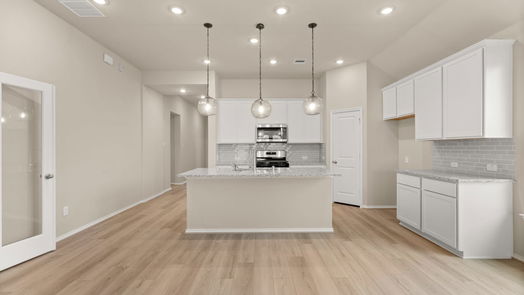 New Caney 1-story, 4-bed 414 Hillview Nature Drive-idx