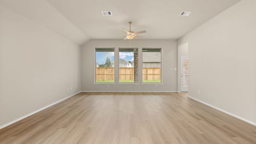 New Caney 1-story, 4-bed 414 Hillview Nature Drive-idx