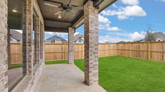 New Caney 1-story, 4-bed 414 Hillview Nature Drive-idx