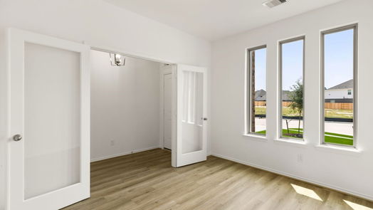 Spring 2-story, 4-bed 3505 Cherrybark Gable Lane-idx