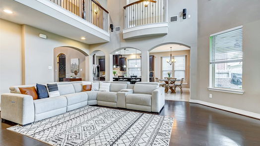 Sugar Land 2-story, 5-bed 4134 Scenic Valley Lane-idx