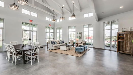 Webster 2-story, 4-bed 563 Rita Blanca Drive-idx