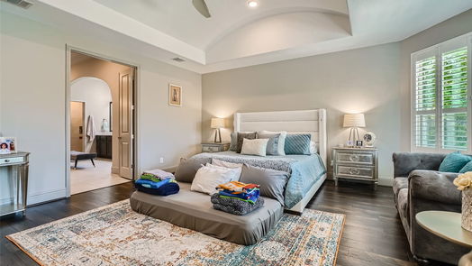 The Woodlands 2-story, 6-bed 23 Hollyflower Place-idx