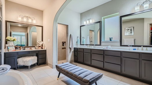 The Woodlands 2-story, 6-bed 23 Hollyflower Place-idx