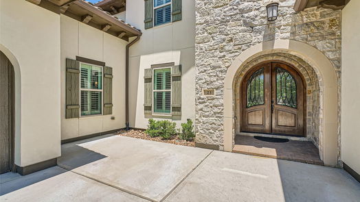 The Woodlands 2-story, 6-bed 23 Hollyflower Place-idx