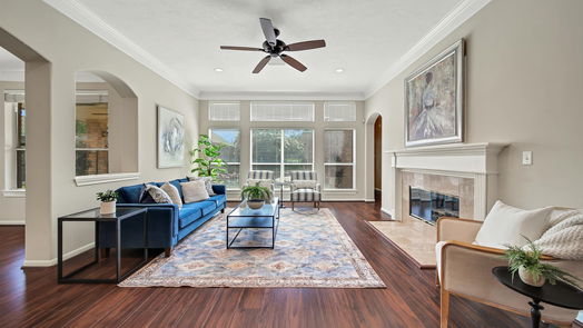 Houston 2-story, 4-bed 5610 Lake Place Drive-idx