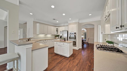 Houston 2-story, 4-bed 5610 Lake Place Drive-idx