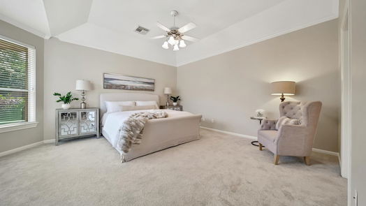 Houston 2-story, 4-bed 5610 Lake Place Drive-idx