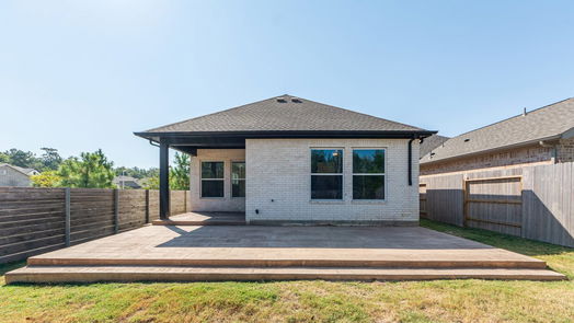 Conroe 1-story, 3-bed 15611 Red Panda Road-idx