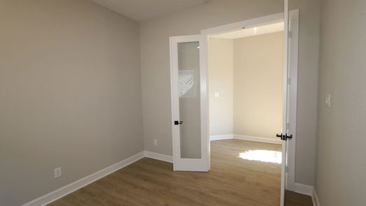 Conroe 2-story, 4-bed 906 Raindrop Creek Court-idx