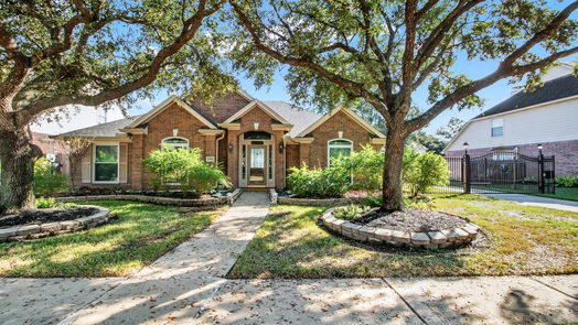 Houston 1-story, 3-bed 8414 Castle Pond Court-idx