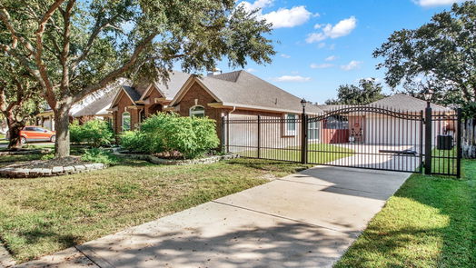 Houston 1-story, 3-bed 8414 Castle Pond Court-idx